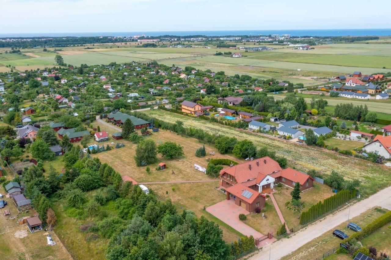 Domki Nad Morzem U Sevilli Darlowo Darlowko Bagian luar foto